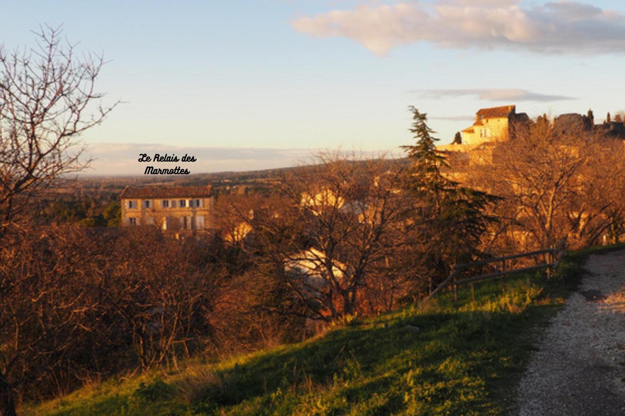 Chambres D'Hotes Le Relais Des Marmottes En Luberon Lagnes Esterno foto