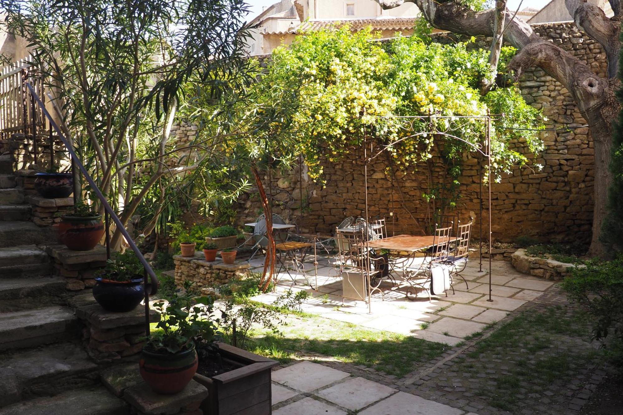 Chambres D'Hotes Le Relais Des Marmottes En Luberon Lagnes Esterno foto