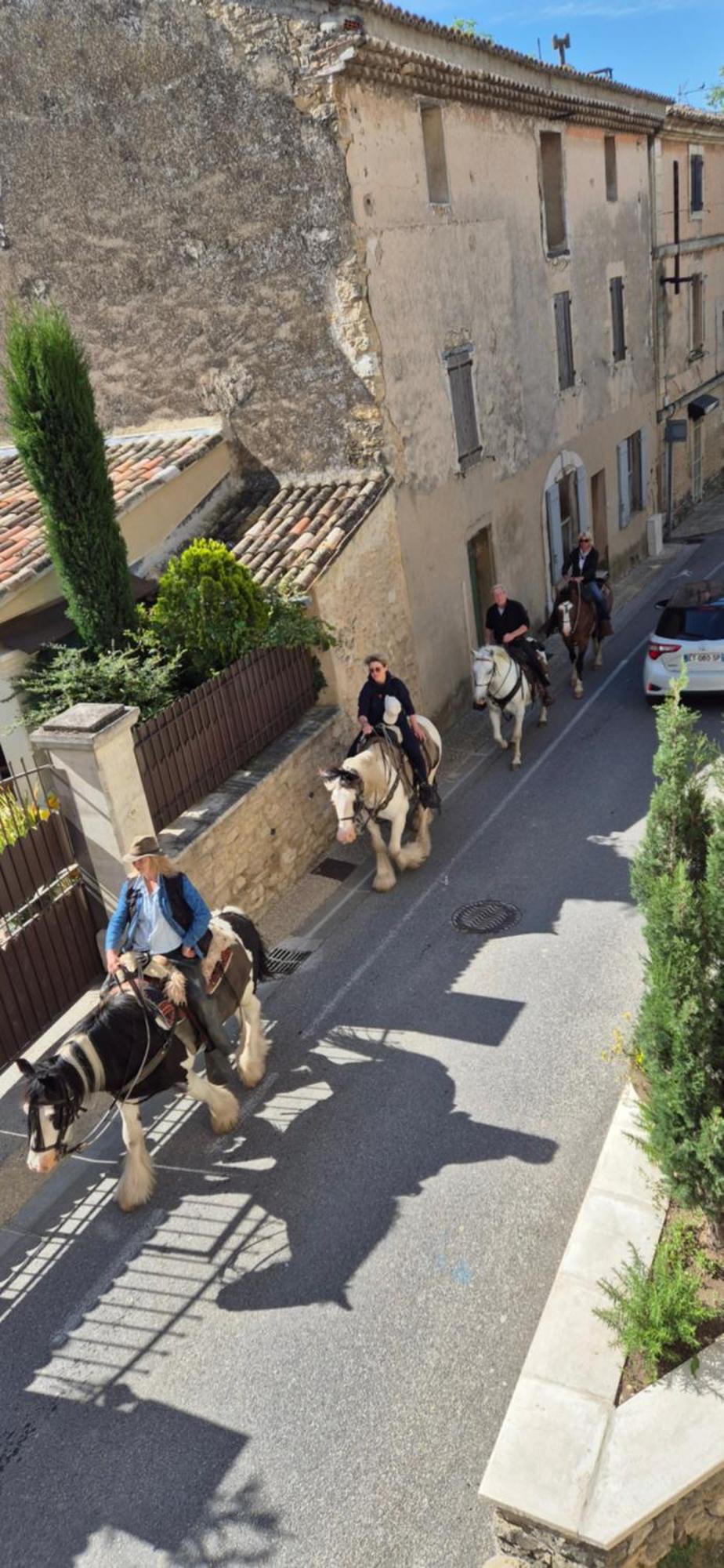 Chambres D'Hotes Le Relais Des Marmottes En Luberon Lagnes Esterno foto